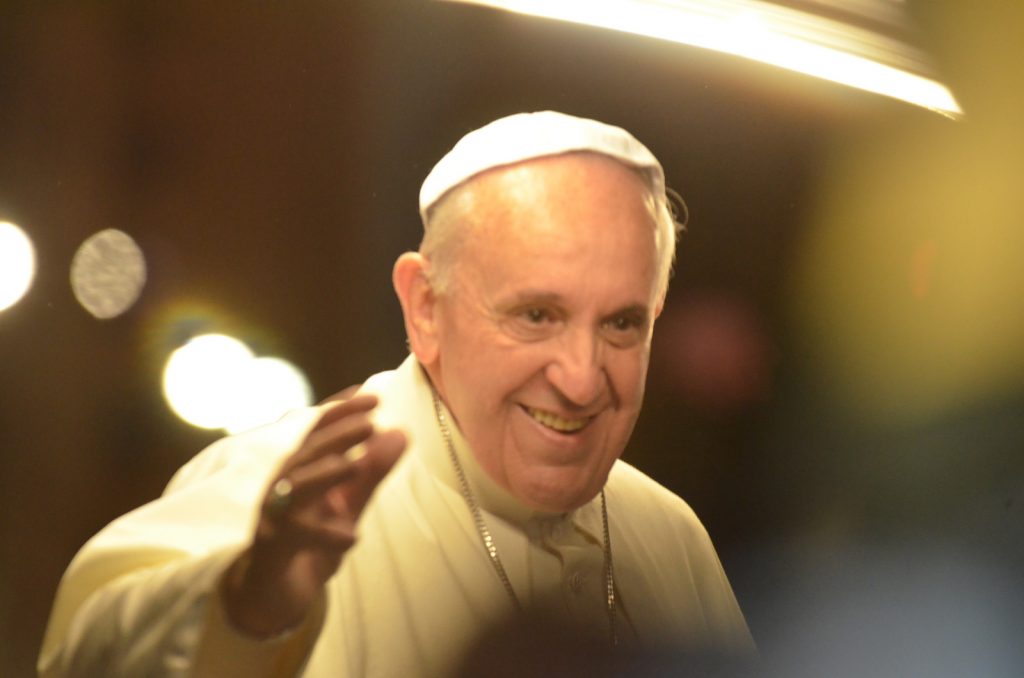 Livro: Papa Francisco – A Revolução Imparável