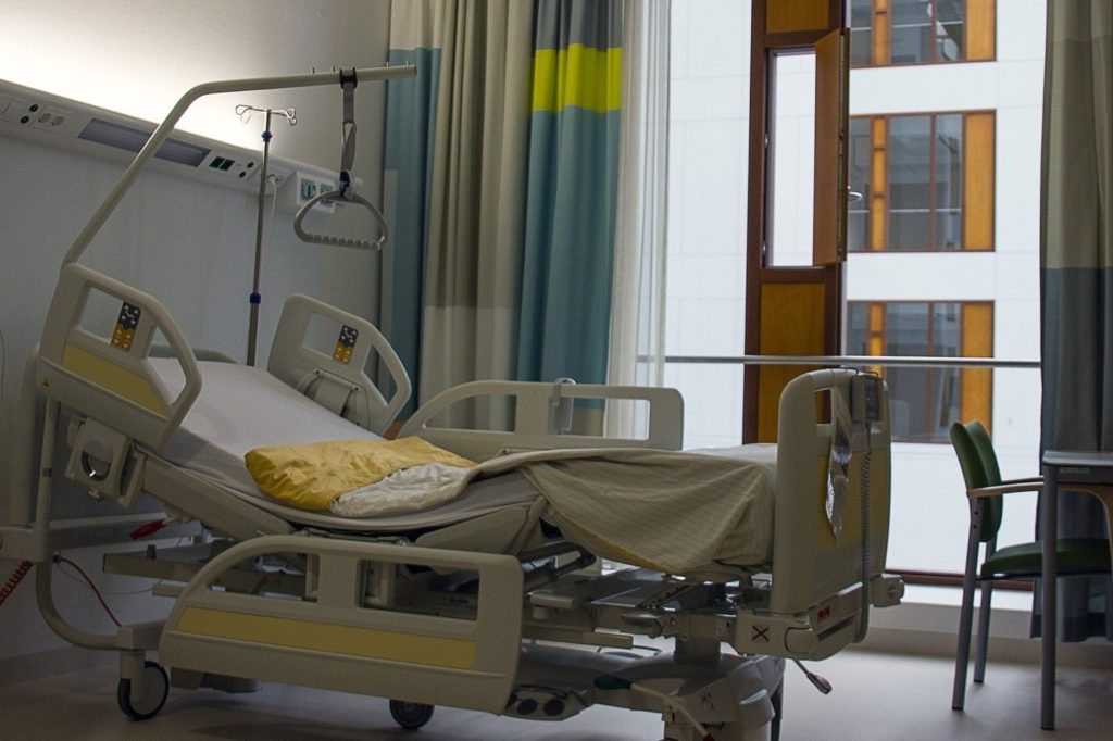 Notícias | Eutanásia: «Não poderemos consentir que as pessoas possam vir a ser tratadas como matéria descartável» – Bispo da Guarda