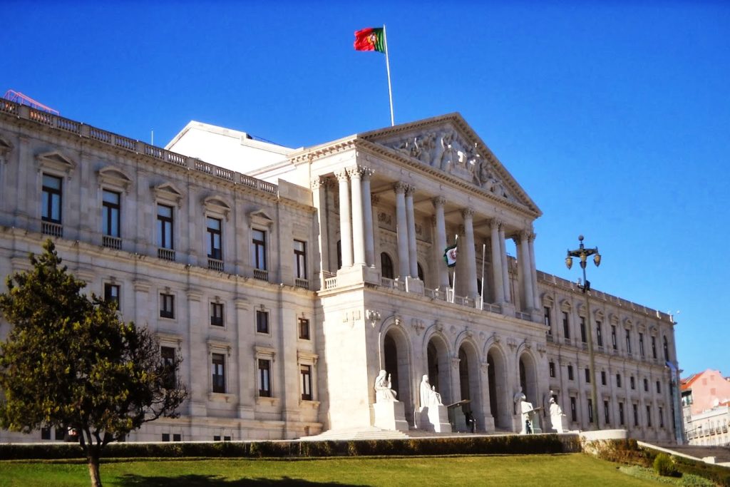 Notícias | Eutanásia: Conferência Episcopal Portuguesa manifesta apoio à realização de referendo, para travar despenalização (c/vídeo)