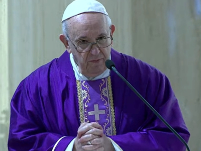 Notícias | Covid-19 | Papa reza pelos médicos e enfermeiros que perderam a vida e pede «proximidade» às vítimas da pandemia