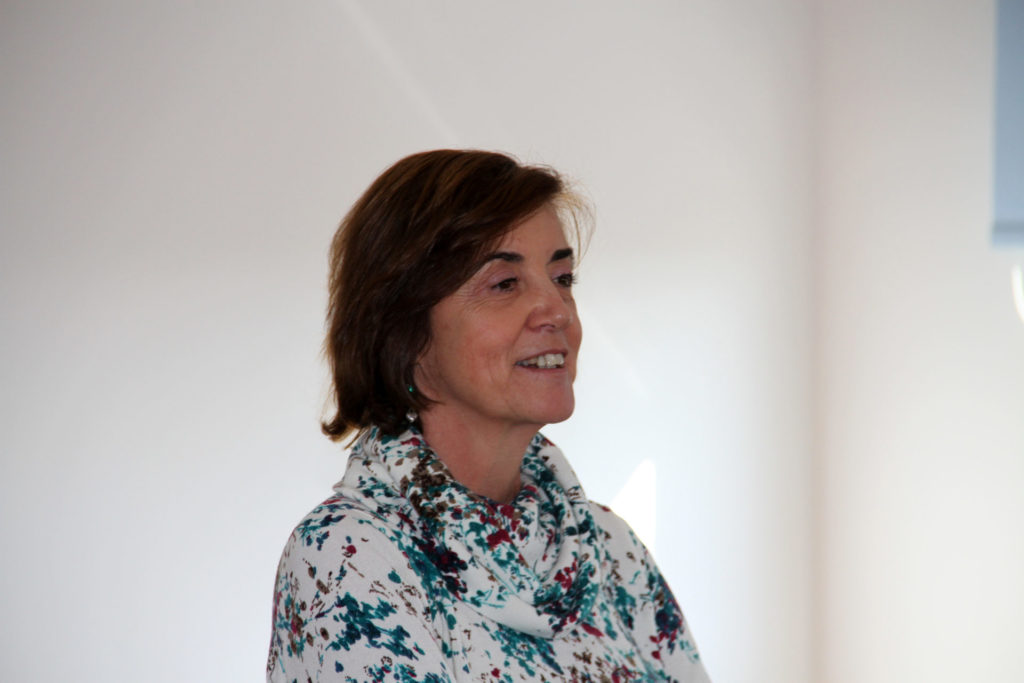 Notícias | Covid-19: Idosos e profissionais de saúde precisam de acompanhamento especial, diz psiquiatra Margarida Neto