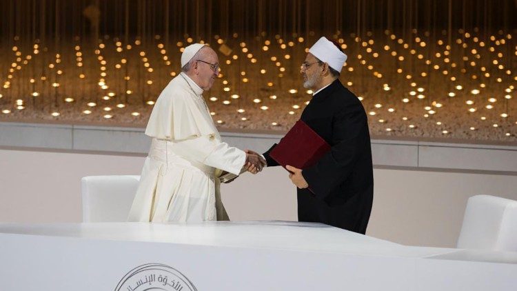Notícias | Vaticano: Papa assinala primeiro Dia Internacional da Fraternidade Humana com António Guterres e grande imã de Al-Azhar (c/vídeo)