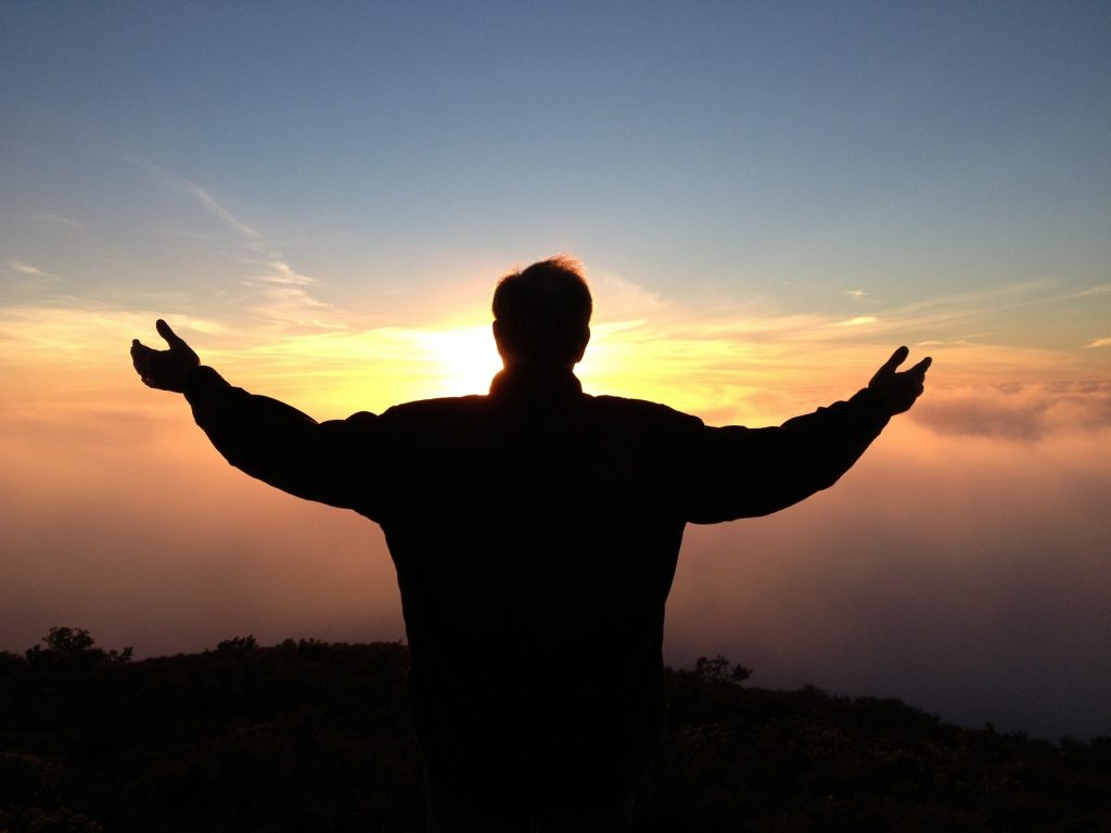 Poesia eterna – luz na noite escura | [XXV] | O Homem, imagem de Deus