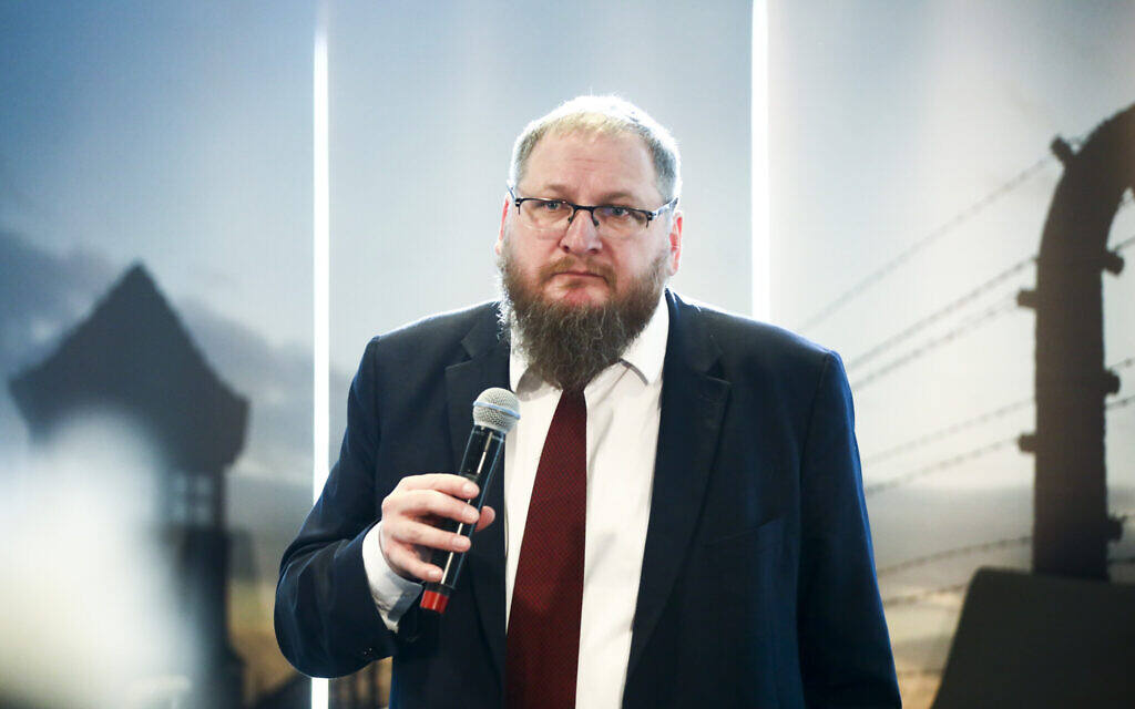 Sinais | 7 | Antes de ser papa, João Paulo II ia rezar a Auschwitz