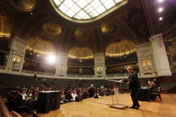 Sinais | 11 | Primeiro “Átrio dos Gentios” foi há 15 anos