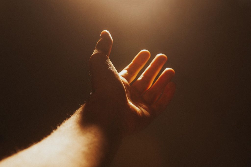 Tiago Ramalho | LIII | 20 | Glosas a Brève apologie pour un moment catholique – L’utilité de la communion –