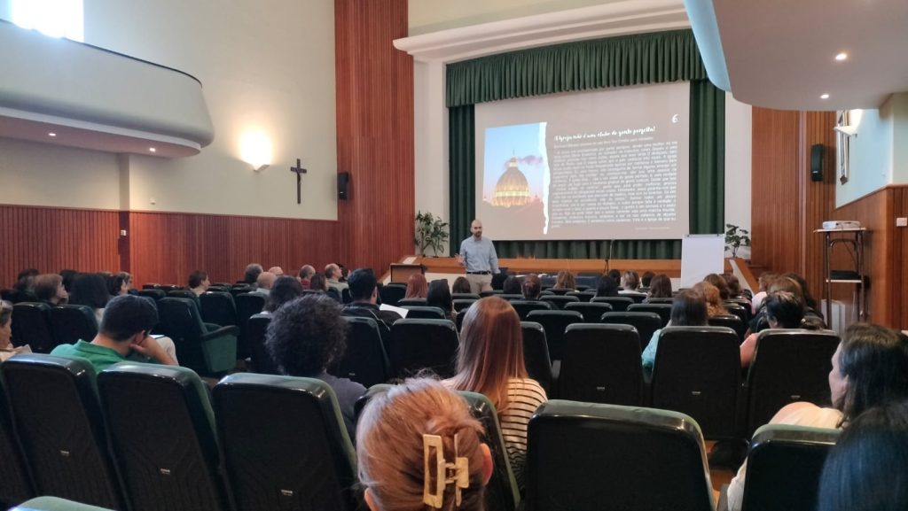 Notícia | Coordenadores de catequese reunidos para crescer na unidade e na missão